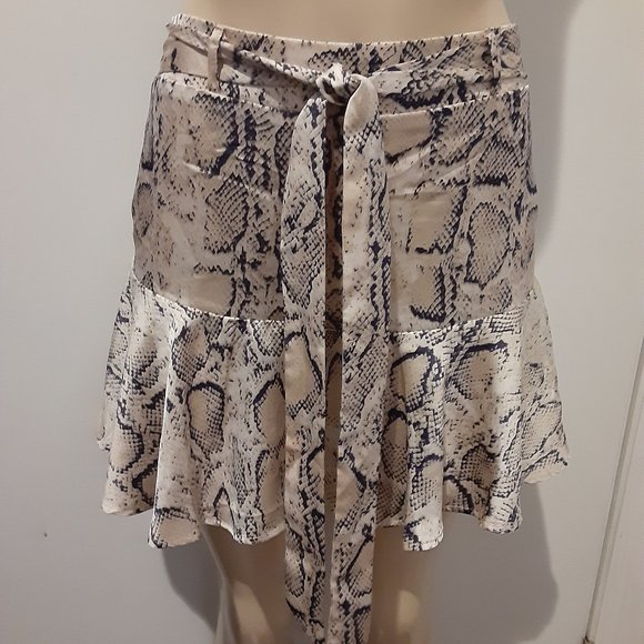 Altar'd State Dresses & Skirts - Altar'd State Silky Soft Flounce Ruffle Hem Snake Print Skort